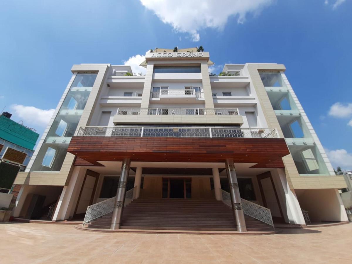 Acco Grand Hotel Lucknow Eksteriør billede