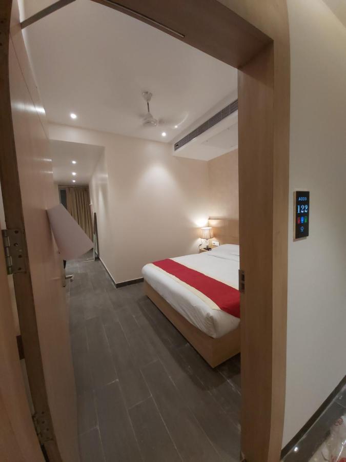 Acco Grand Hotel Lucknow Eksteriør billede